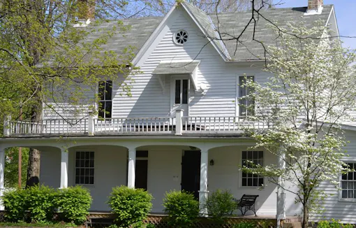 Bowen House (The)