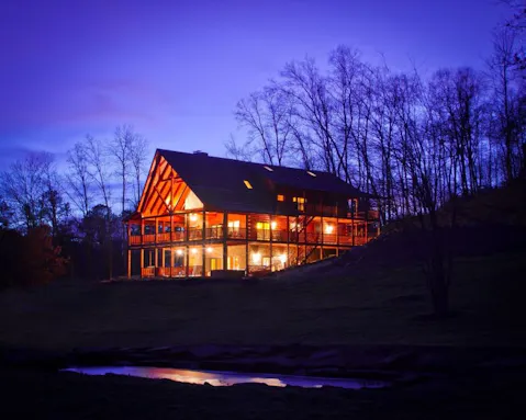 Eagle Wings Lodge