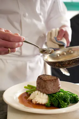 Inn & Spa at Cedar Falls (Dining)