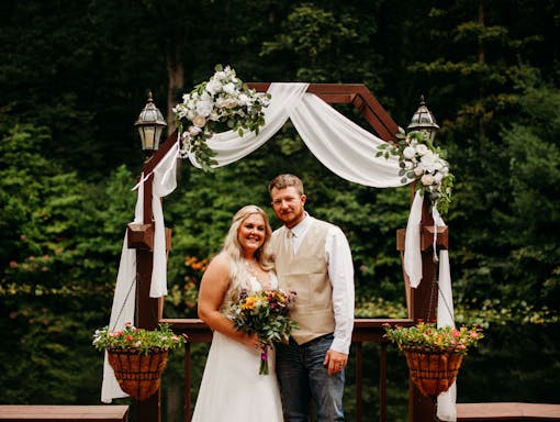 Cherry Ridge Retreat Elopements