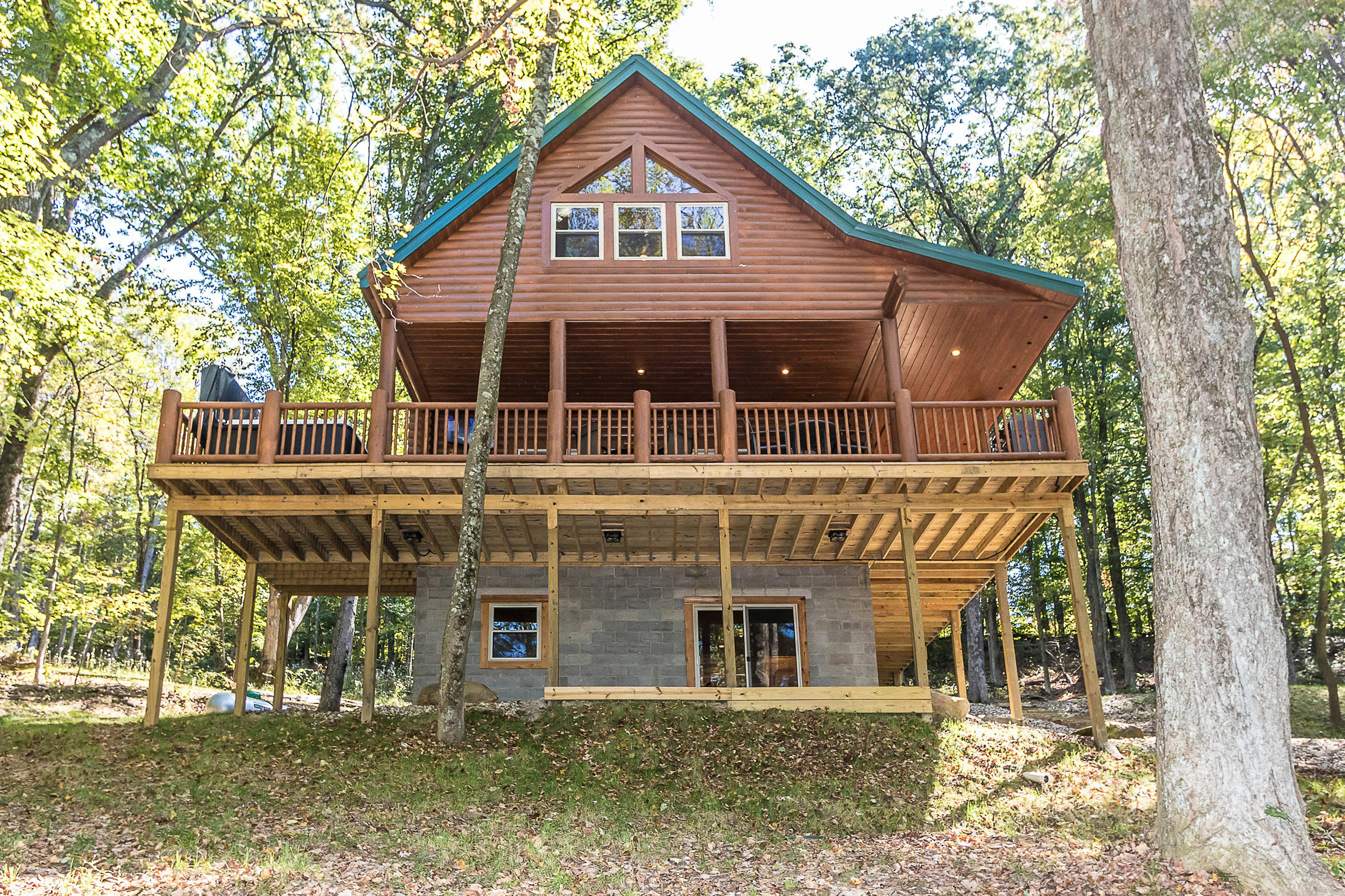 Hocking Hills Cabins & Resort