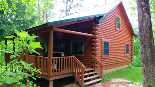 Creek’s Crossing Cabins