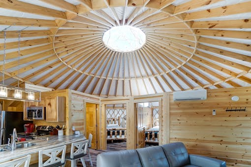Canopy Ridge Cabins - The Yurt