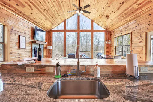 The Fern Cabins of Hocking Hills