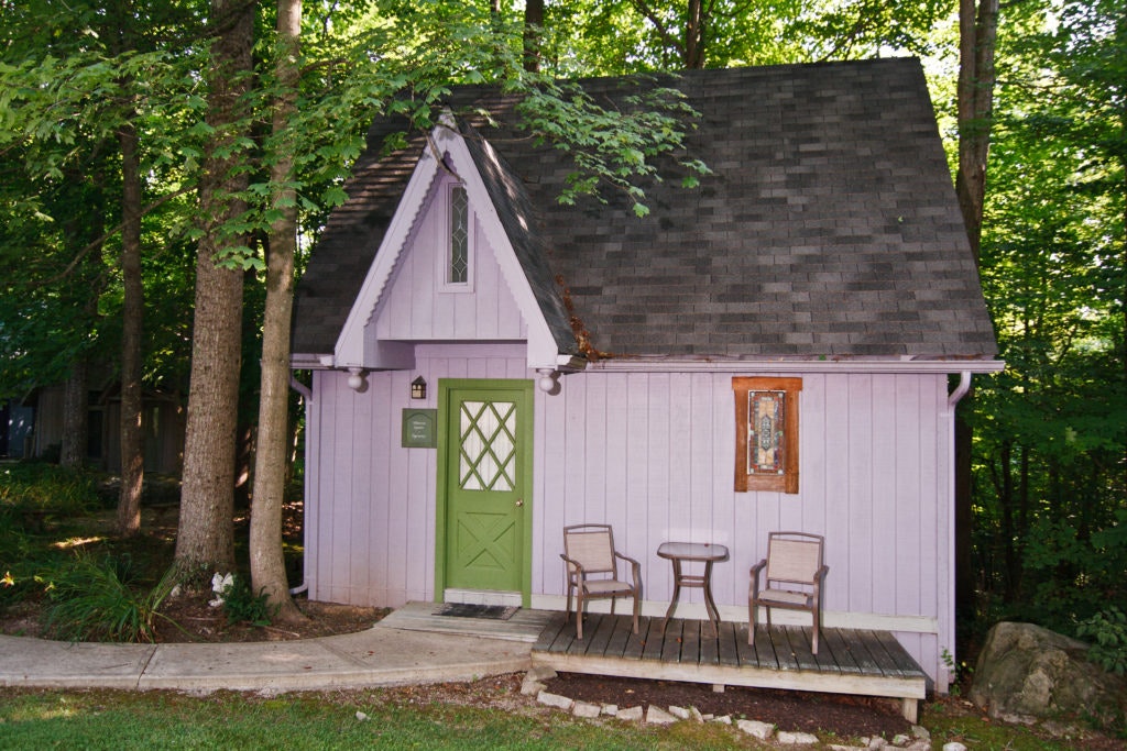 ravenwood-spinsters-cottage-