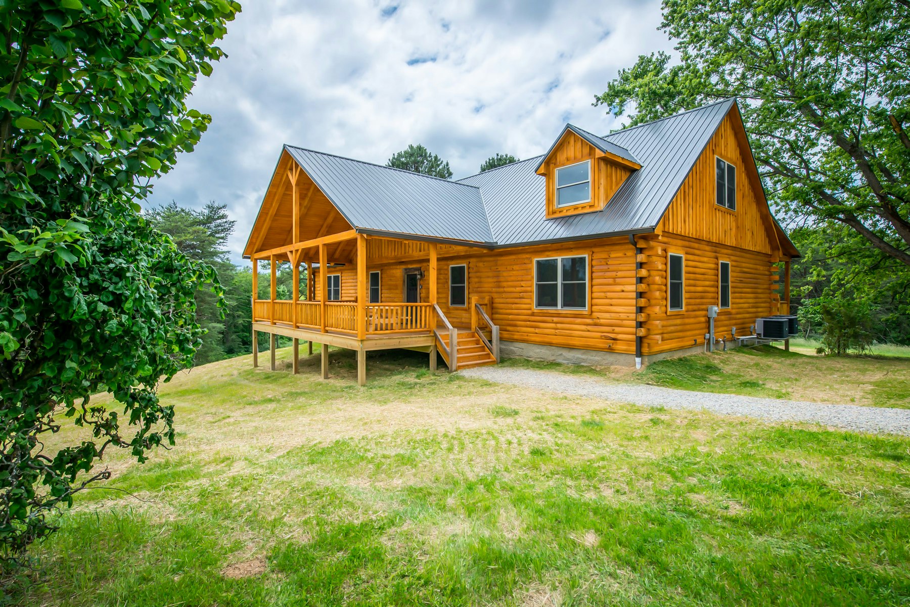 Inn & Spa at Cedar Falls (Lodges)