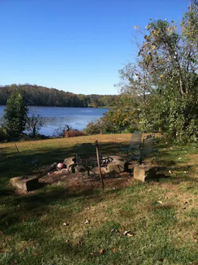 Lake Logan Country Cottages