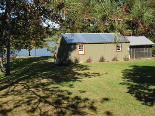 Firefly Cottage on Lake Logan