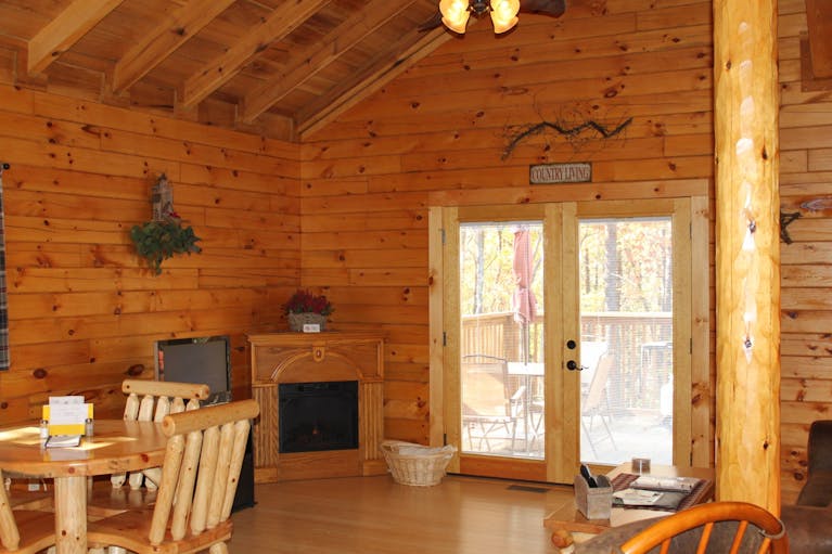 Buffalo Cabins and Lodges Buffalo Cabins and Lodges