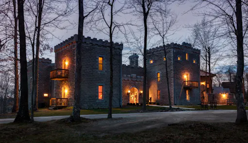 Ravenwood Castle