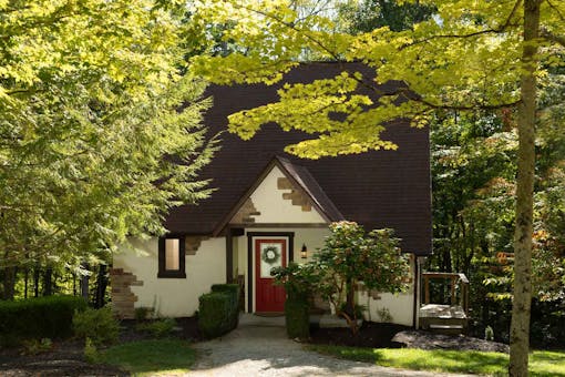 Glenlaurel, A Scottish Inn & Cottages