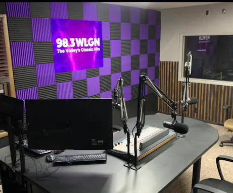 98.3  WLGN