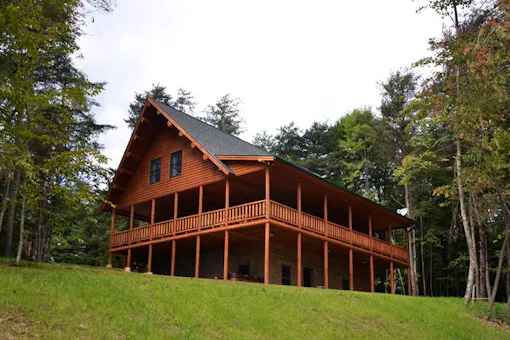 Cedar Grove Lodging