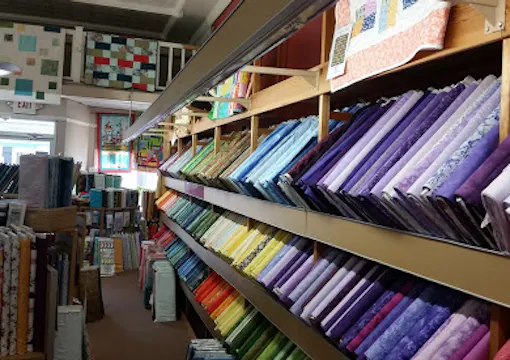 Mae-Lynne Makers Studio